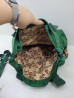 Caractersticas do produto

Tipo de bolsa: Transversal

Material externo: Nilon

Material interno: Tecido
Caractersticas principais
Material externo: Nilon
Cor das alas: da cor
Cor da correia de ombro: da cor
Caractersticas da bolsa
Com fecho: Sim
Outros
Com logo da marca: Sim
Material interno: Tecido
Com forro interno: Sim
Com mecanismo antirroubo: No
Com bolso interno com fecho: Sim